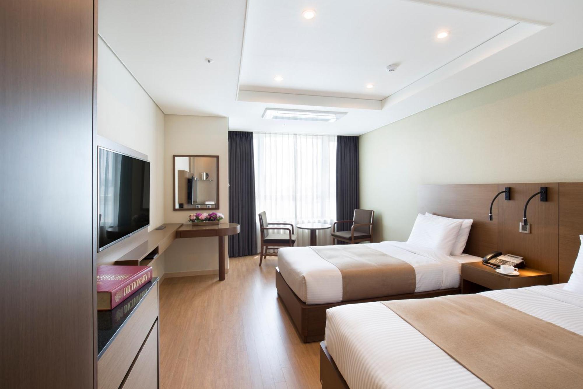 Crown Harbor 4* Busan
